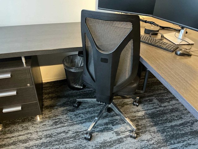 Kantoormeubilair - afbeelding 3 van  13