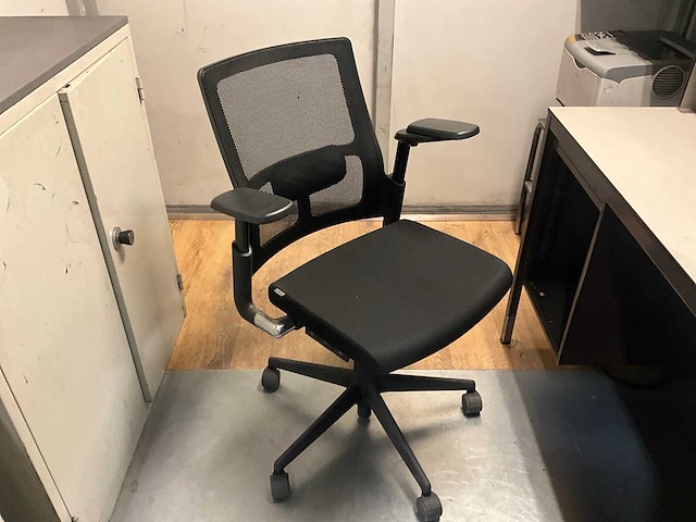 Kantoormeubilair - afbeelding 9 van  10