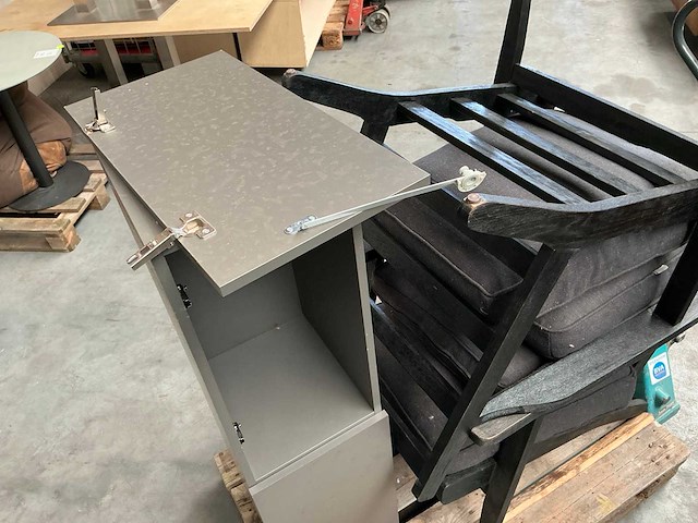 Kantoormeubilair - afbeelding 4 van  4