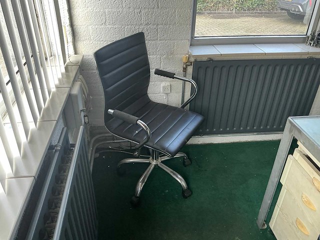 Kantoormeubilair - afbeelding 3 van  4