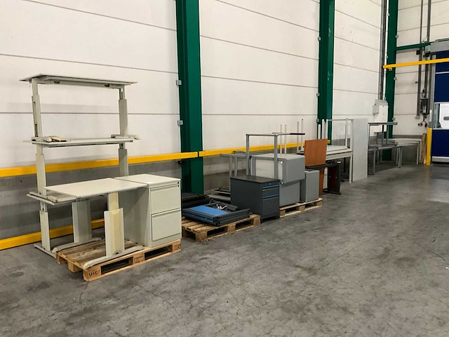 Kantoormeubilair - afbeelding 1 van  7