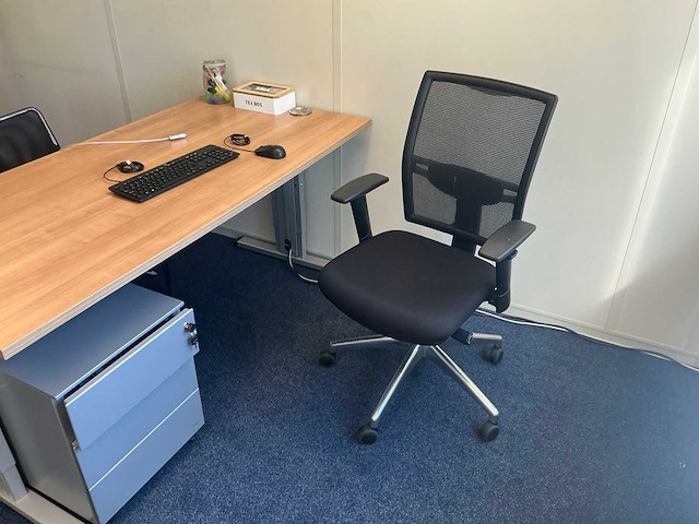 Kantoormeubilair - afbeelding 5 van  5