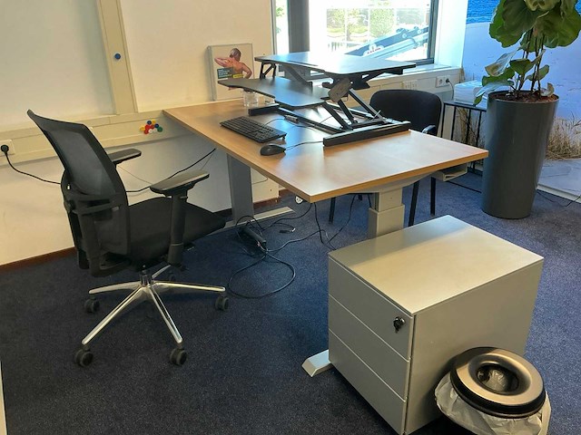 Kantoormeubilair - afbeelding 11 van  12