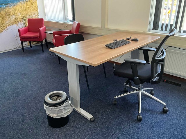 Kantoormeubilair - afbeelding 1 van  9