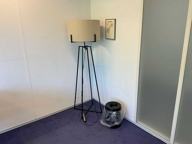 Kantoormeubilair - afbeelding 3 van  7