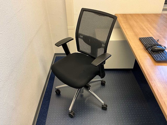 Kantoormeubilair - afbeelding 13 van  16