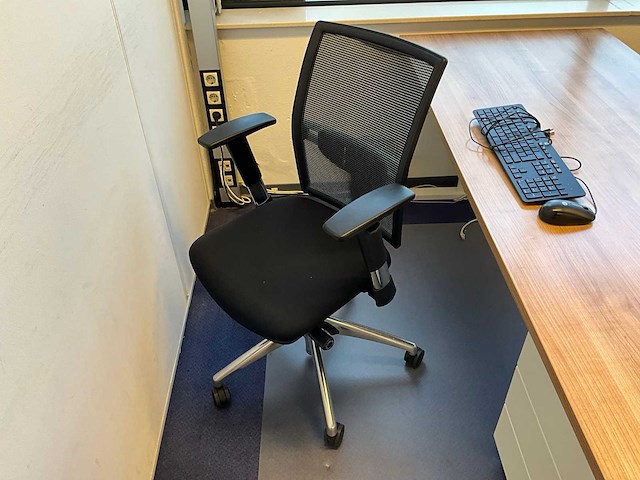 Kantoormeubilair - afbeelding 8 van  13