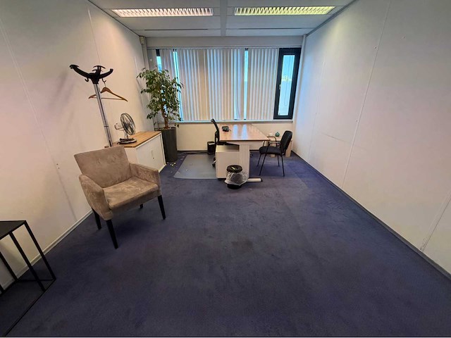 Kantoormeubilair - afbeelding 1 van  12