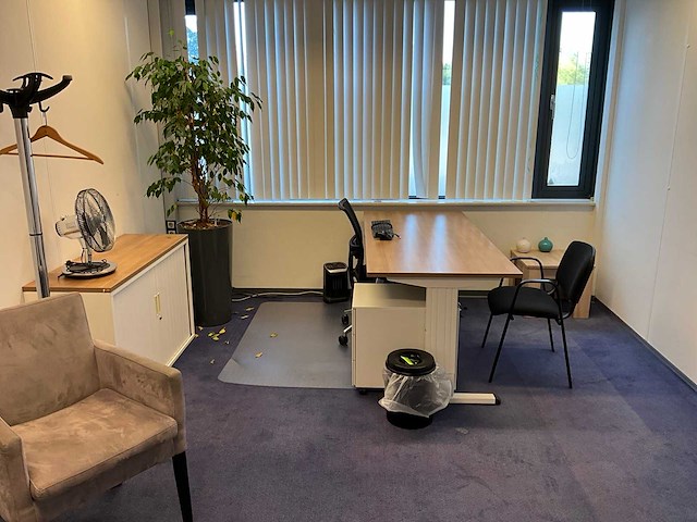 Kantoormeubilair - afbeelding 5 van  12