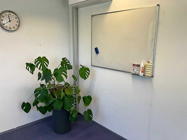 Kantoormeubilair - afbeelding 1 van  9