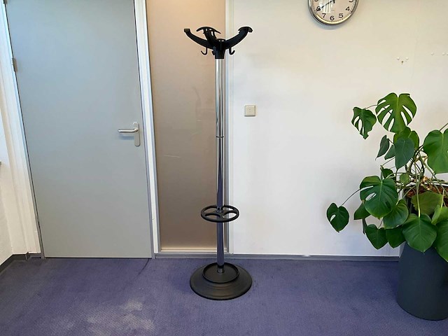 Kantoormeubilair - afbeelding 2 van  9