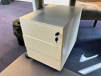 Kantoormeubilair - afbeelding 4 van  9