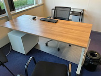 Kantoormeubilair - afbeelding 1 van  6