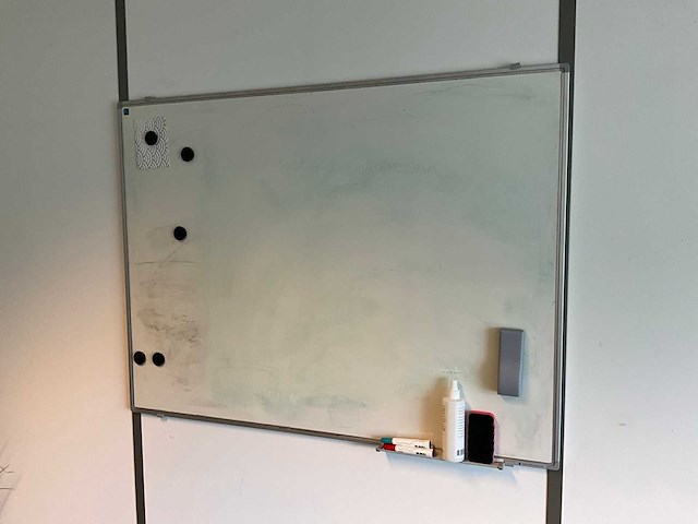 Kantoormeubilair - afbeelding 3 van  4