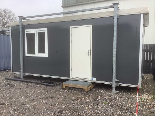 Kantoorunit 20ft. met wc/hal/keuken - afbeelding 1 van  10