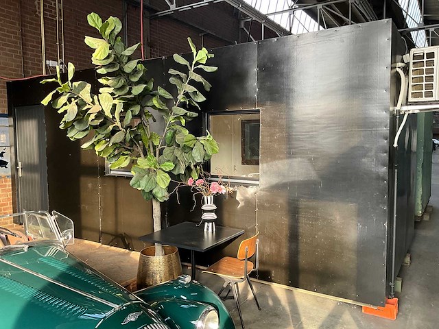 Kantoorunit 20ft v.v. aircounit, 2 loopdeuren, 5 ramen, schakelkast - afbeelding 1 van  7