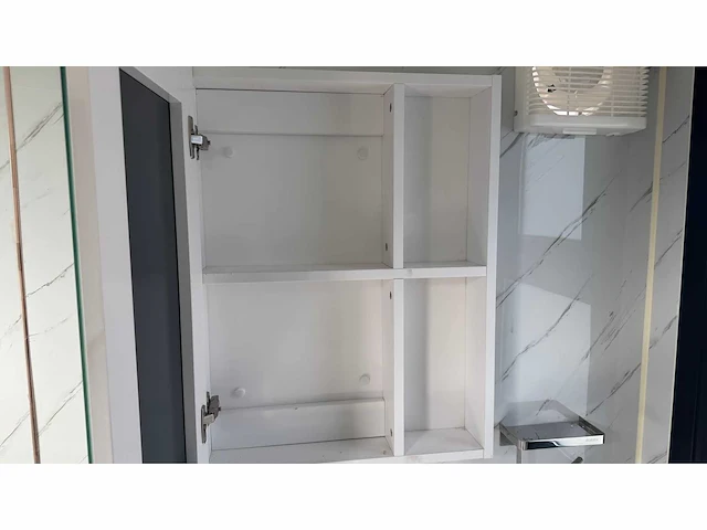 Kantoorunit / atelier 20ft - afbeelding 15 van  28