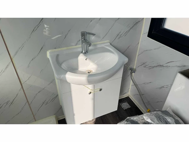 Kantoorunit / atelier 20ft - afbeelding 16 van  28