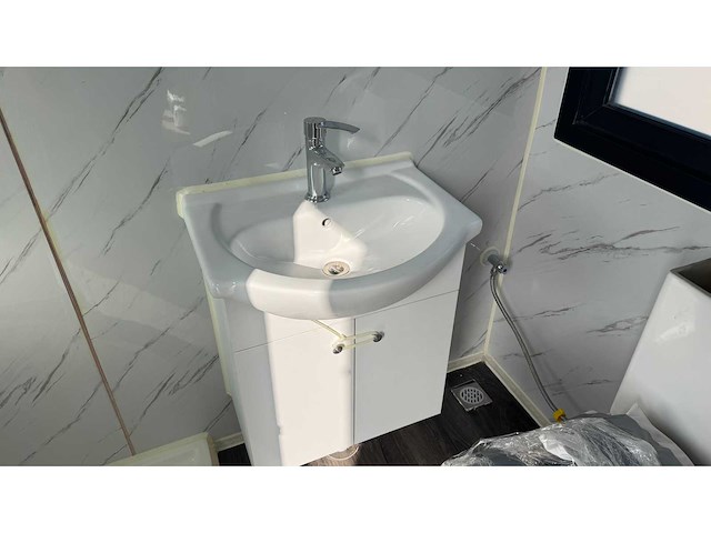 Kantoorunit / atelier 20ft - afbeelding 16 van  28