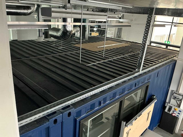 Kantoorunit ca 108m2 uit 8 20ft containers - afbeelding 5 van  33