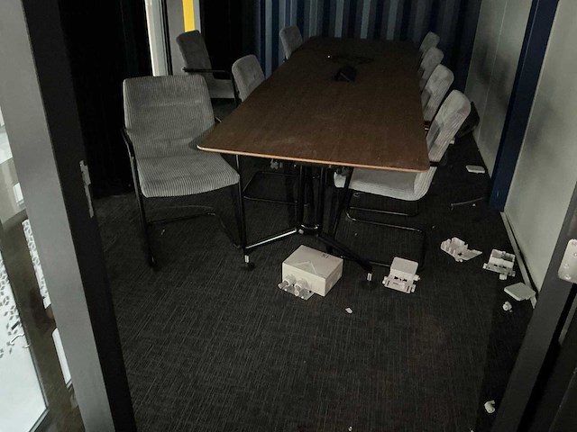 Kantoorunit ca 108m2 uit 8 20ft containers - afbeelding 13 van  33