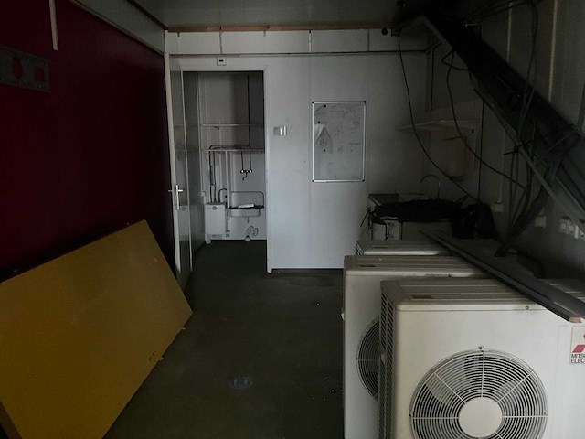 Kantoorunit (ca. 1676 m2) - afbeelding 24 van  79