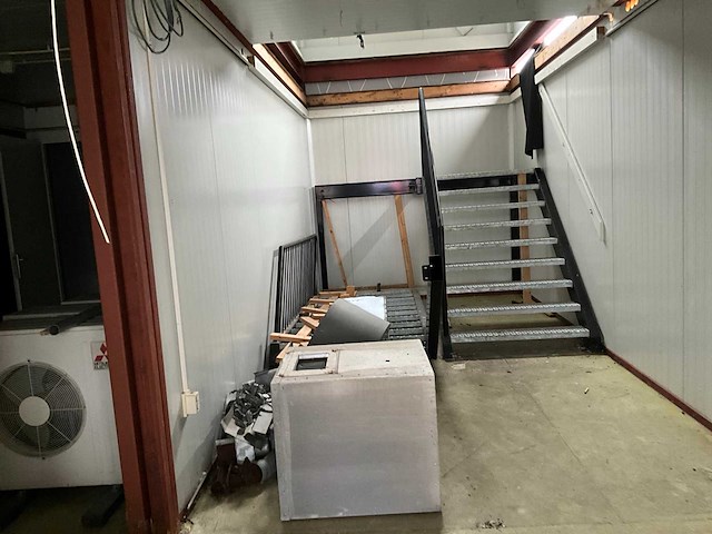 Kantoorunit (ca. 1676 m2) - afbeelding 31 van  79