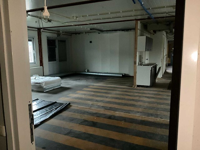 Kantoorunit (ca. 1676 m2) - afbeelding 51 van  79