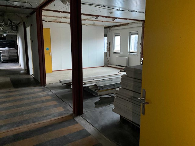 Kantoorunit (ca. 1676 m2) - afbeelding 52 van  79