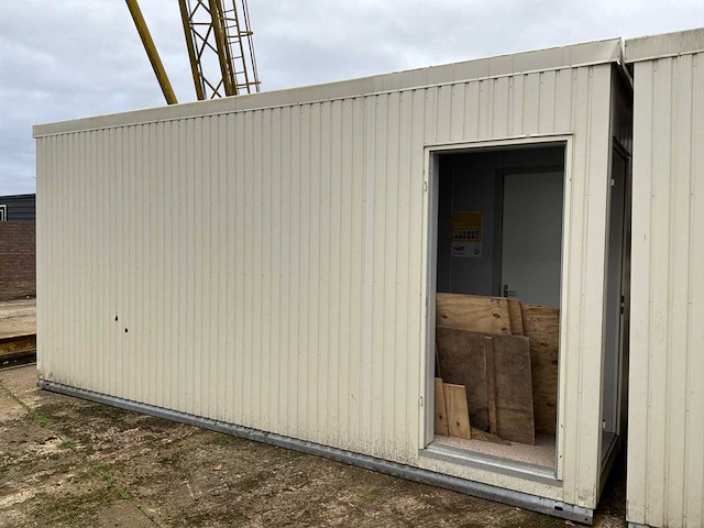 Kantoorunit met douche en toilet - afbeelding 12 van  20