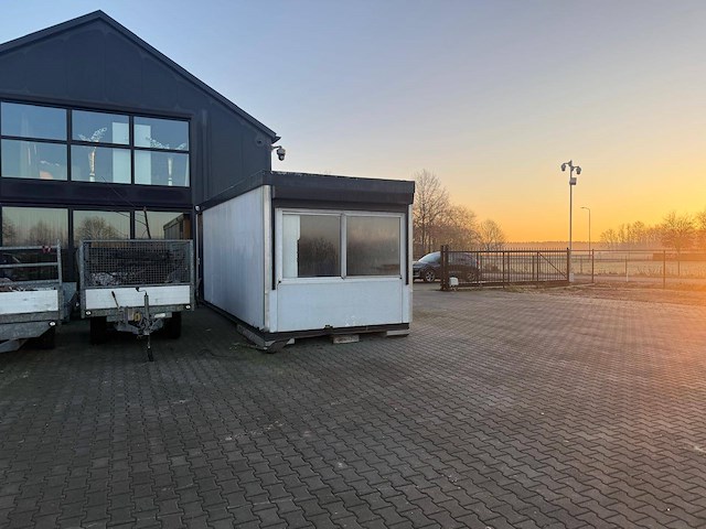 Kantoorunit met inboedel 735x285x275cm - afbeelding 1 van  1