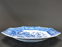 Kapitale (diam 46cm) 19de eeuws octogonale japanse arita-schotel - afbeelding 2 van  5