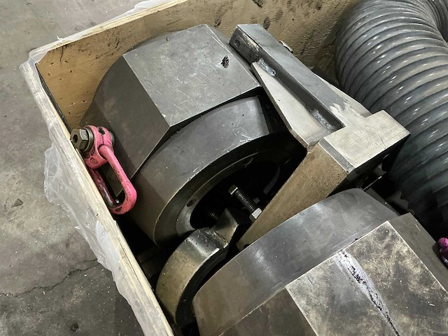 Kapp - pas 282 cnc - gear shaping machine - 1990 - afbeelding 17 van  24