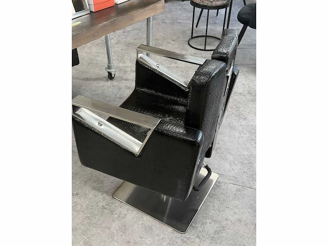 Kappersstoelen met pomp 2x (2x) - afbeelding 2 van  2