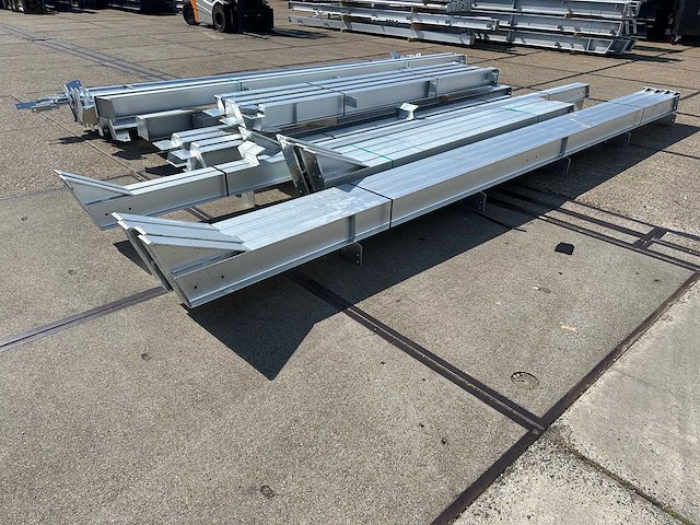 Kapschuur - 10 x 25 meter (250m2) - afbeelding 1 van  14
