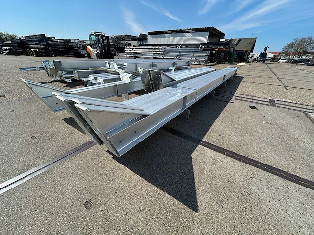 Kapschuur - 10 x 25 meter (250m2) - afbeelding 12 van  14