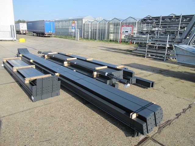 Kapschuur - staalconstructie 12 x 25 meter (300m2) - afbeelding 2 van  19