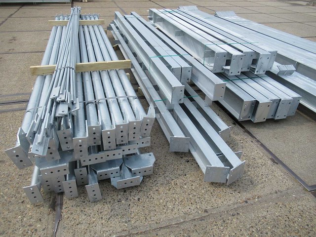 Kapschuur - staalconstructie 15 x 30 meter (450m2) - afbeelding 16 van  18