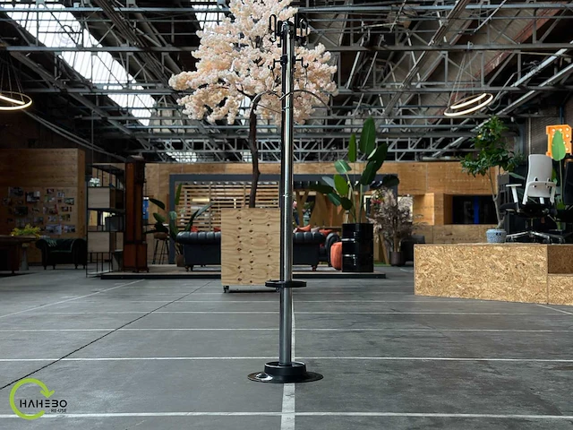 Kapstok | aluminium hoogte 170 cm; voet ø 36 cm (4x) - afbeelding 1 van  4