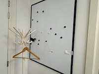 Kapstok en whitebord - afbeelding 3 van  3