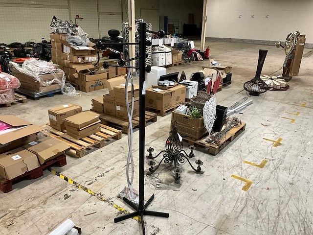 Kapstok & lamp - afbeelding 2 van  6