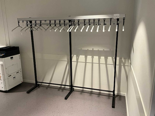 Kapstok - afbeelding 1 van  3