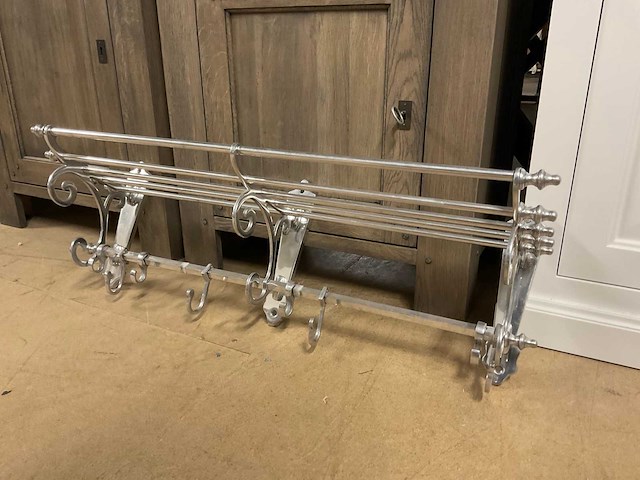 Kapstok - afbeelding 1 van  7