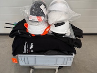 Kar bedrijfskleding en bouwhelmen - afbeelding 1 van  3