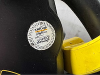 Karcher - 2015 - b 60 w bp dose accu's 2024 - zelfrijdende veegmachine - afbeelding 10 van  13