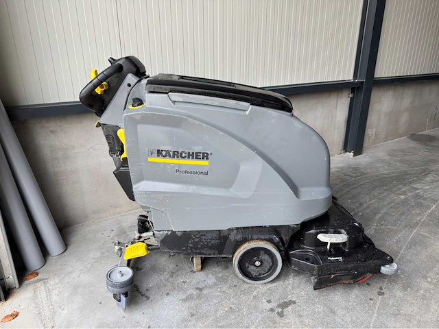 Karcher - 2015 - b 60 w bp dose accu's 2024 - zelfrijdende veegmachine - afbeelding 8 van  13