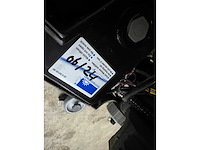 Karcher - 2018 - b 60 w bp dose accu's 2024 - zelfrijdende schrobmachine - afbeelding 8 van  17