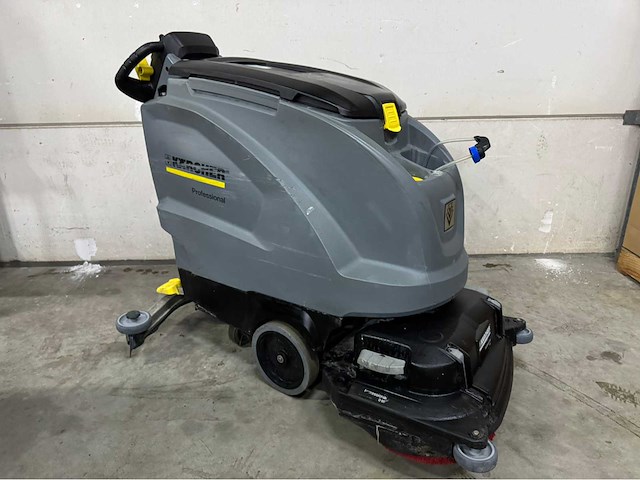 Karcher - 2018 - b 60 w bp dose accu's 2024 - zelfrijdende schrobmachine - afbeelding 10 van  17