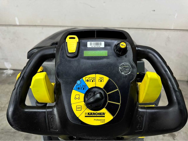 Karcher - 2018 - b 60 w bp dose accu's 2024 - zelfrijdende schrobmachine - afbeelding 2 van  17