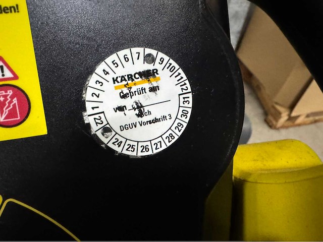 Karcher - b 60 w accu 2021 - zelfrijdende schrobmachine - afbeelding 2 van  12